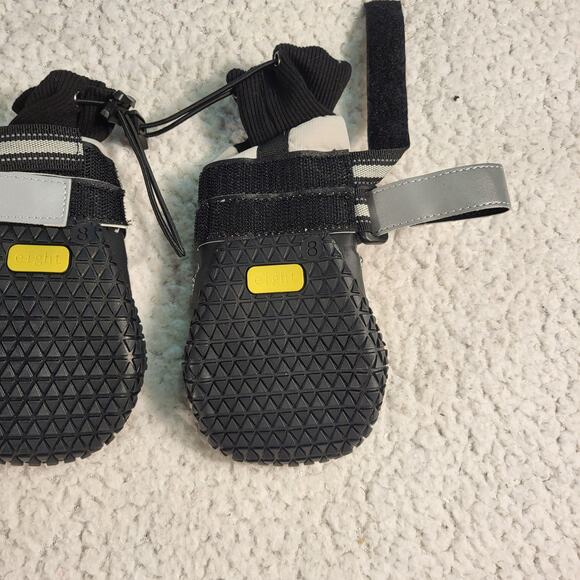 NEW 4 Dog Shoes Breathable Adjustable Reflective Durable Dogs Boots SIZE 8 - Picture 2 of 5